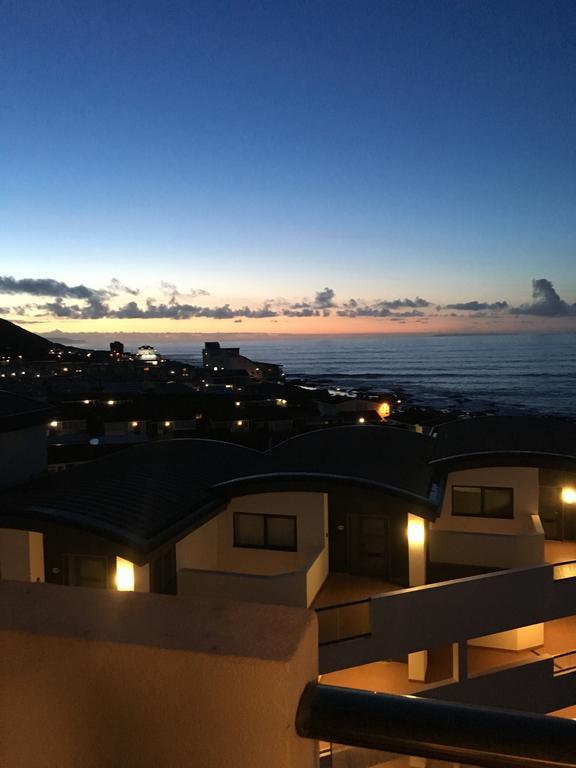 Westbeach Resort Westward Ho!  Exteriör bild